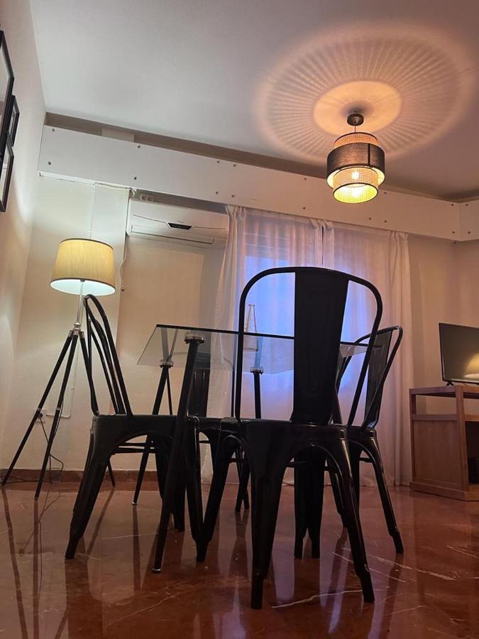 Apartamento Turistico R. Gonzalez Abreu 塞维利亚 外观 照片