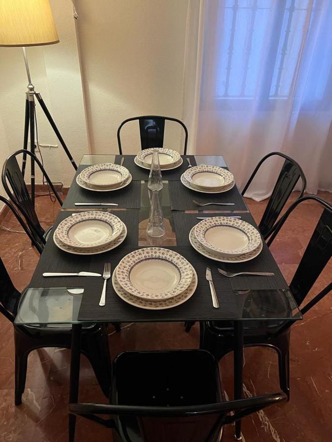 Apartamento Turistico R. Gonzalez Abreu 塞维利亚 外观 照片