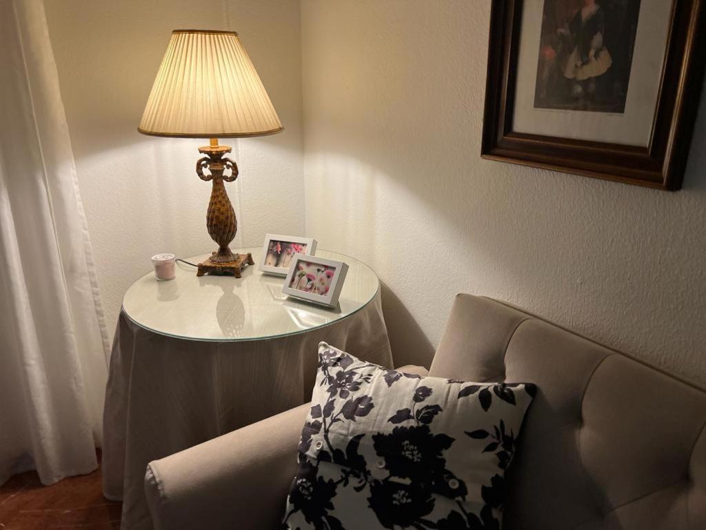 Apartamento Turistico R. Gonzalez Abreu 塞维利亚 外观 照片